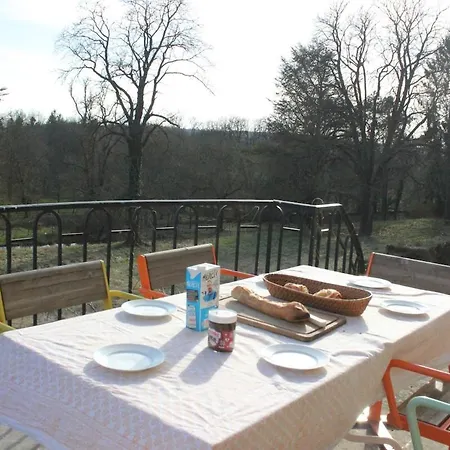 Chateau Champetre 8 Chambres, Parc 18 Ha, 4 Etangs